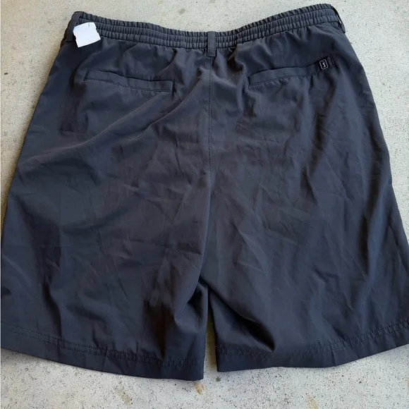 PGA tour men’s golf shorts - Picture 2 of 3